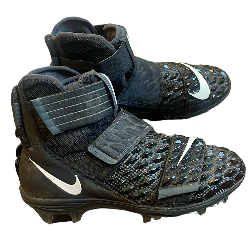 Nike Mens Force Savage Elite 2 football cleats 8.5
